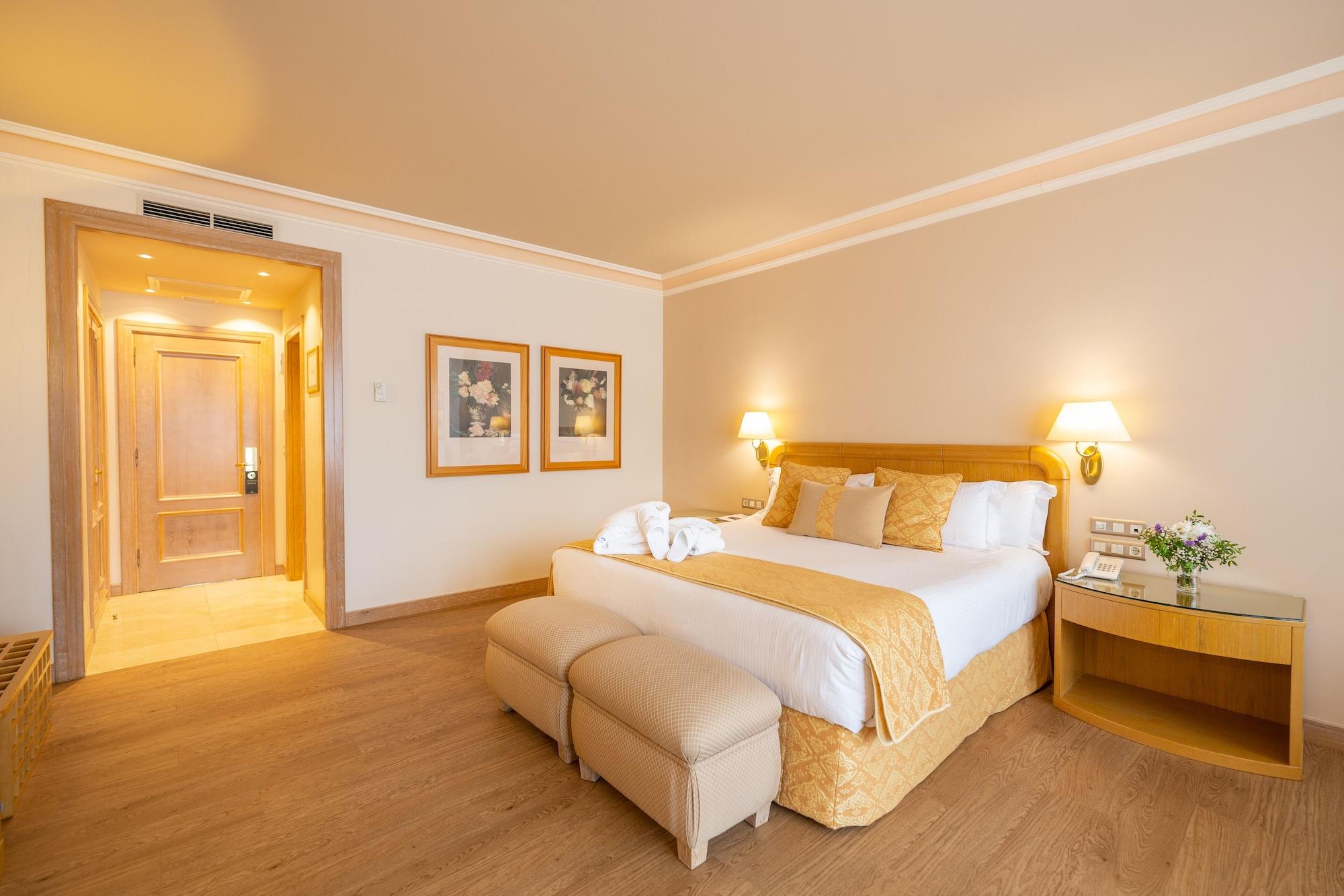 Hotel Gran Abetos 4*