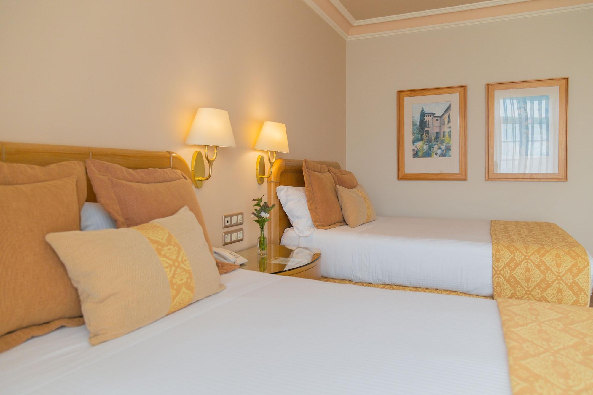 Hotel Gran Abetos 4*